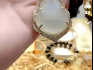 小小疯直播间珠宝首饰是真的吗？